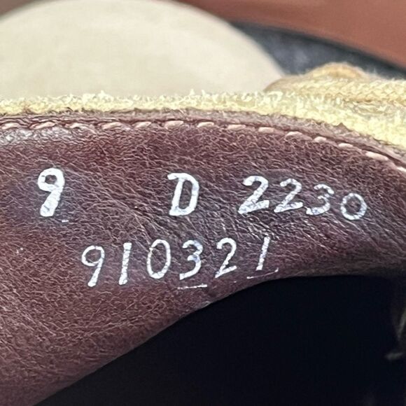 Vintage Allen Edmonds Orlean Tan Suede Leather Dress Shoes Vibram Sole Sz 9 - Picture 9 of 9